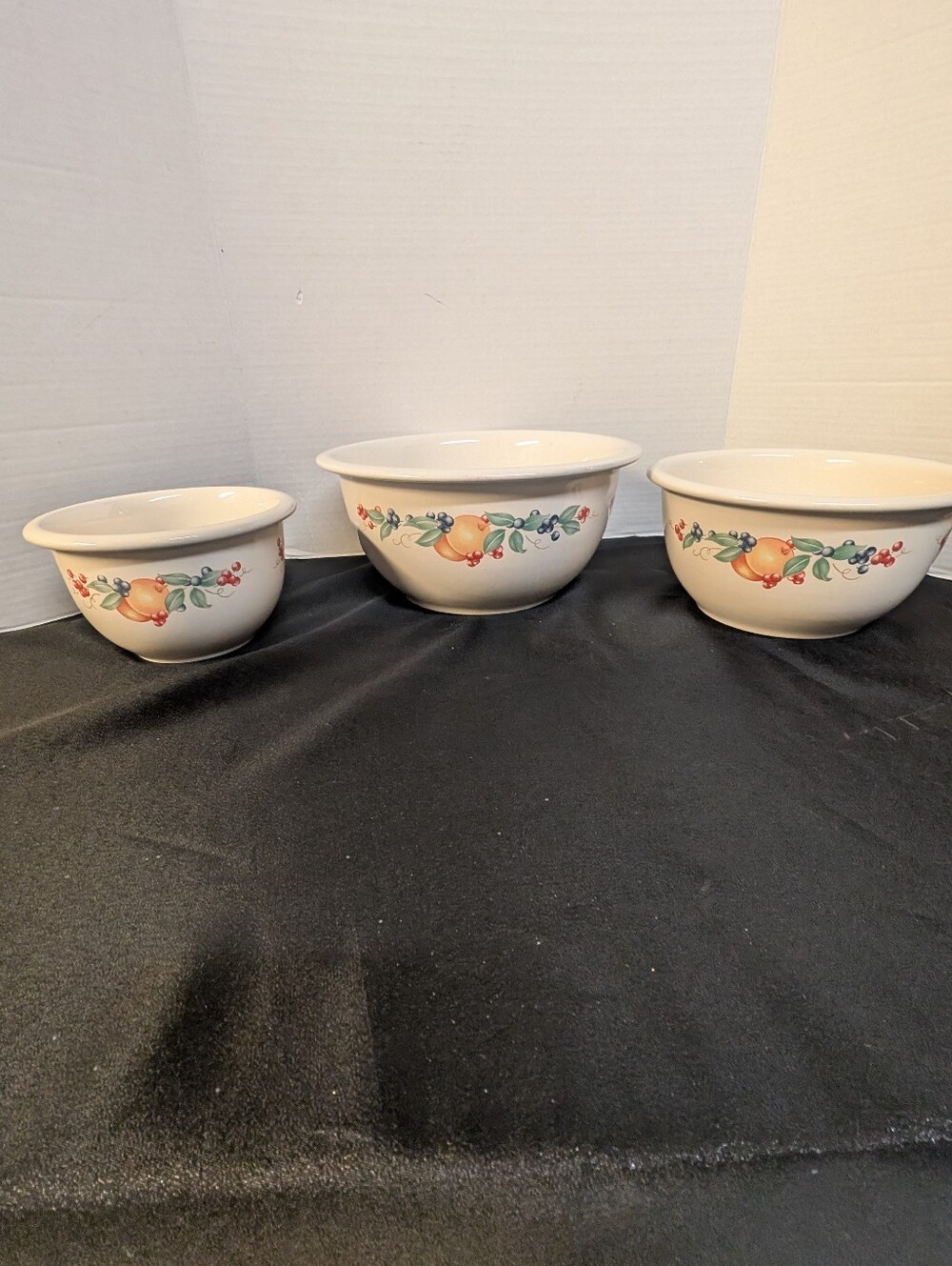 Vintage Corning Corelle Abundance 1, 2 & 3 Quart Ceramic Mixing Bowl Set Lot 3
